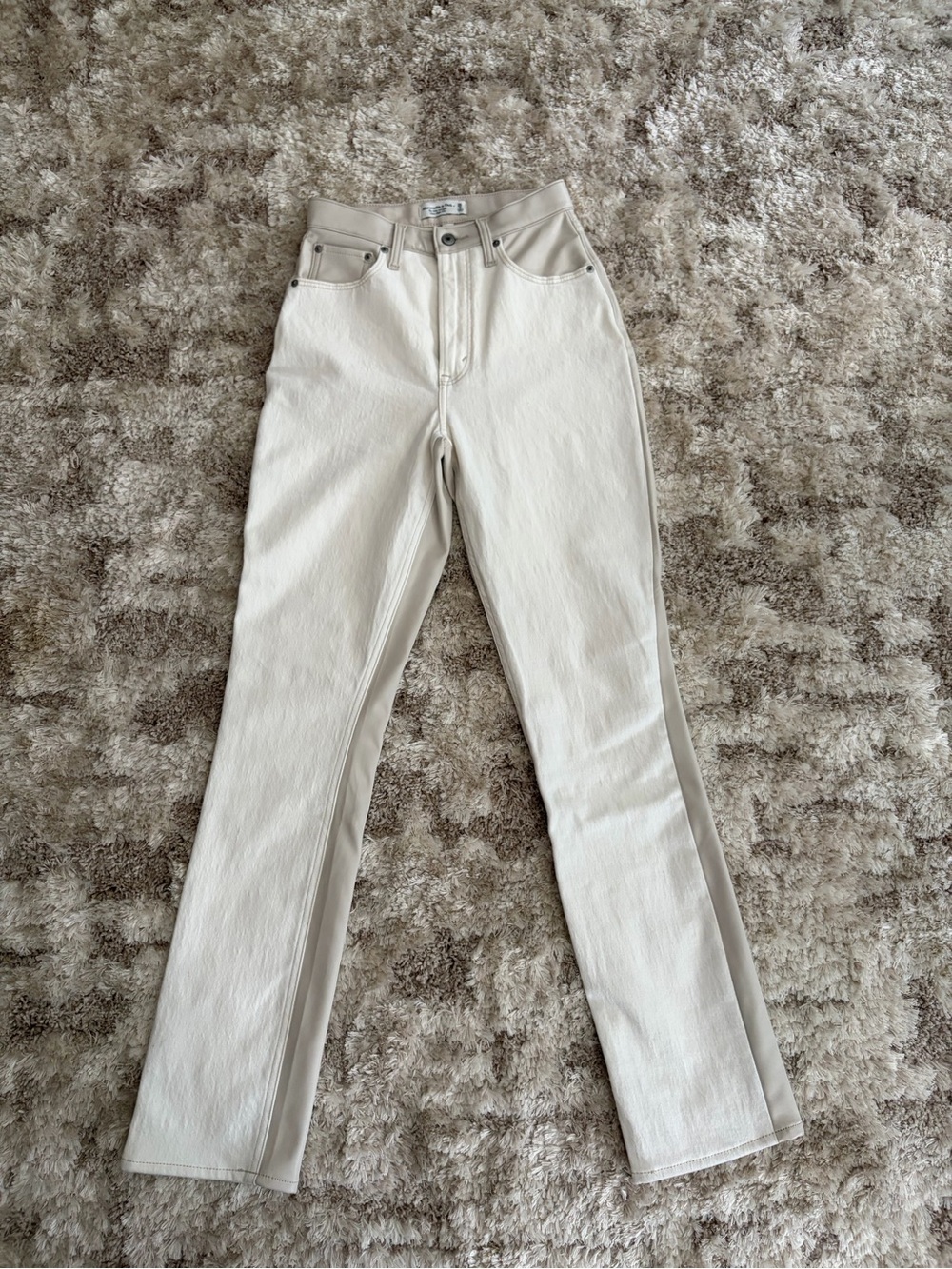 NEW Abercrombie & Fitch Size 26 Long 2L High-Rise Slim Straight Jeans